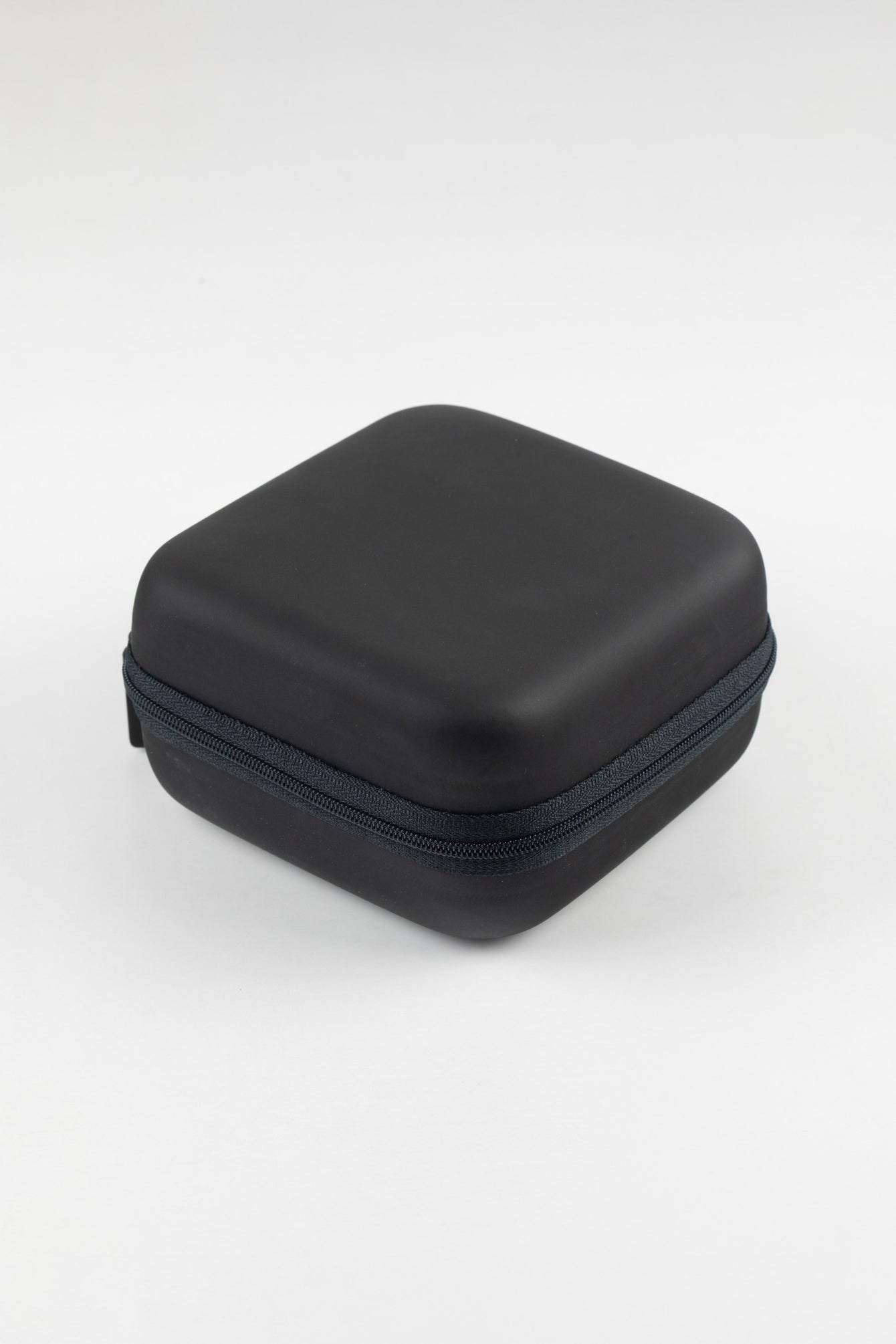 BECO TECHNIC ProtectMax Foam-Lined Watch Case – Matte Black