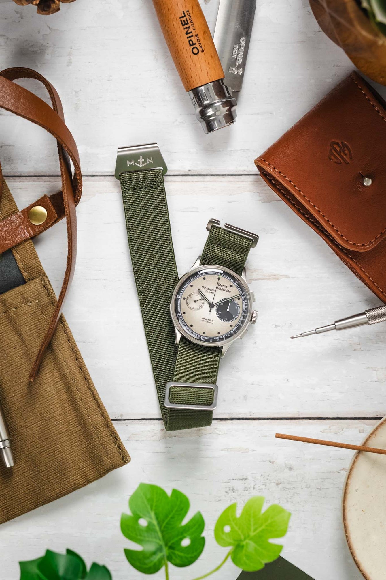 Erika's Originals ORIGINAL MN™ Strap in FULL GREEN - BRUSHED Hardware