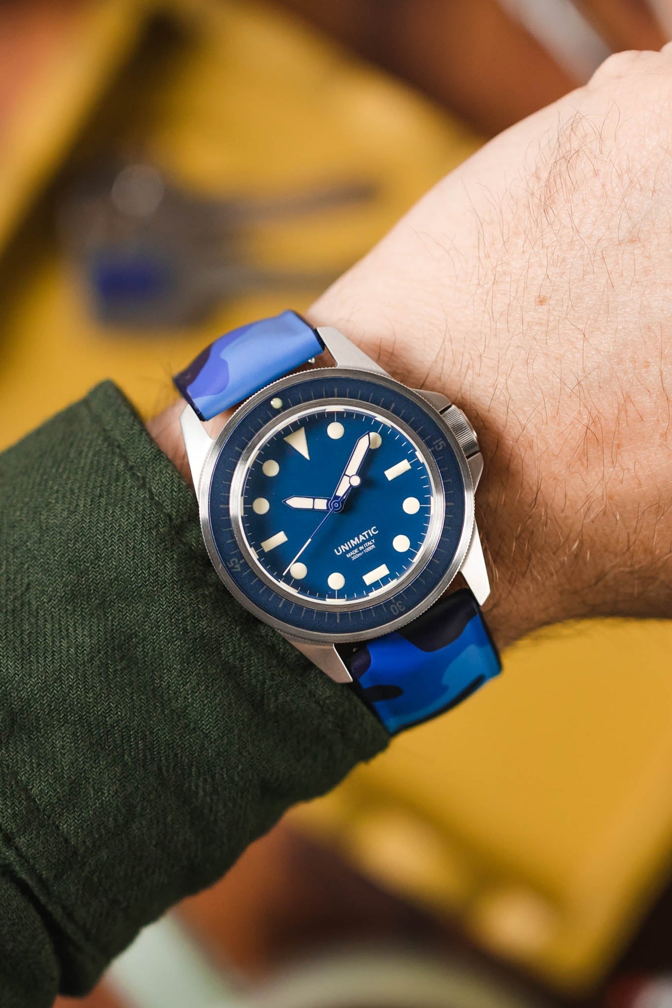 blue rubber watch strap