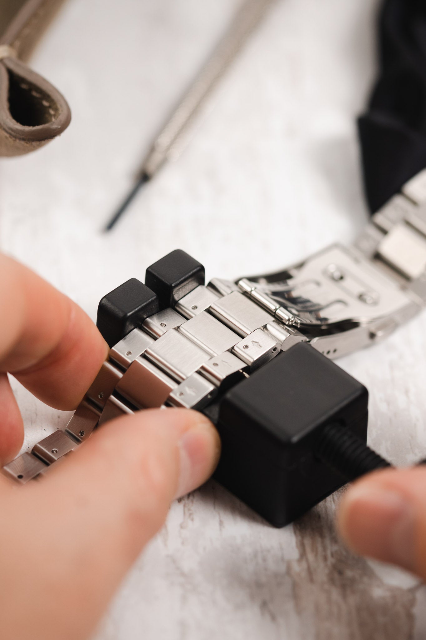 Watch strap replacement online tool