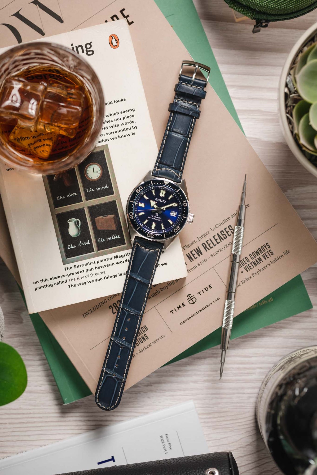 Morellato GUTTUSO Alligator-Embossed Leather Watch Strap in BLUE