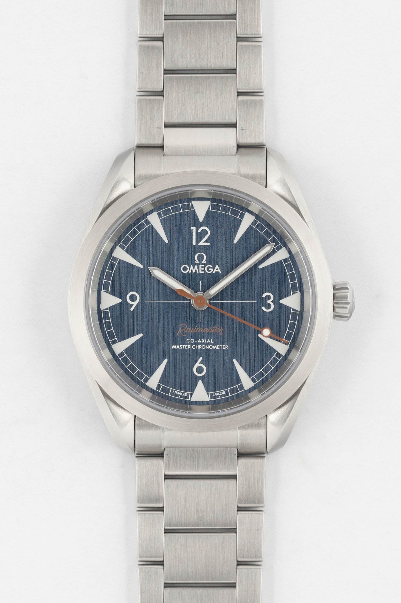 Pre owned omega online railmaster