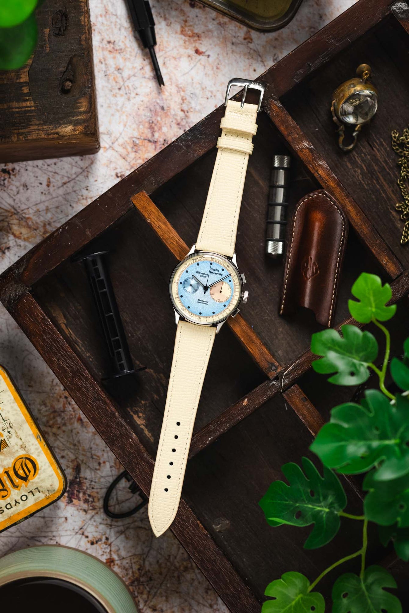 RIOS1931 FRENCH Leather Watch Strap in SAND