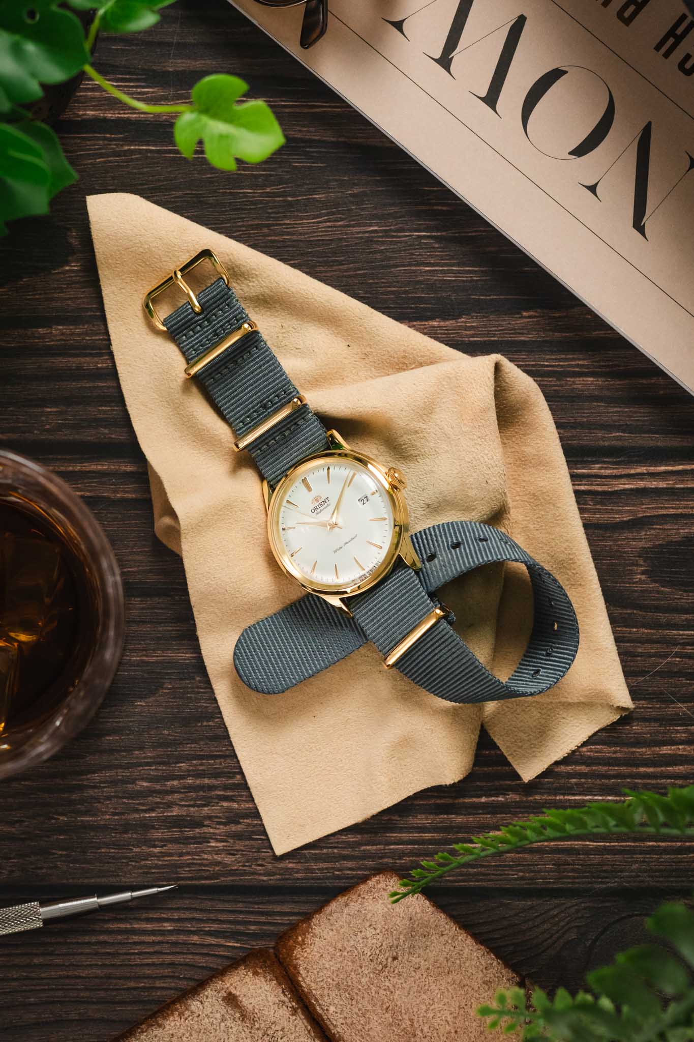 Gold watch nato strap sale