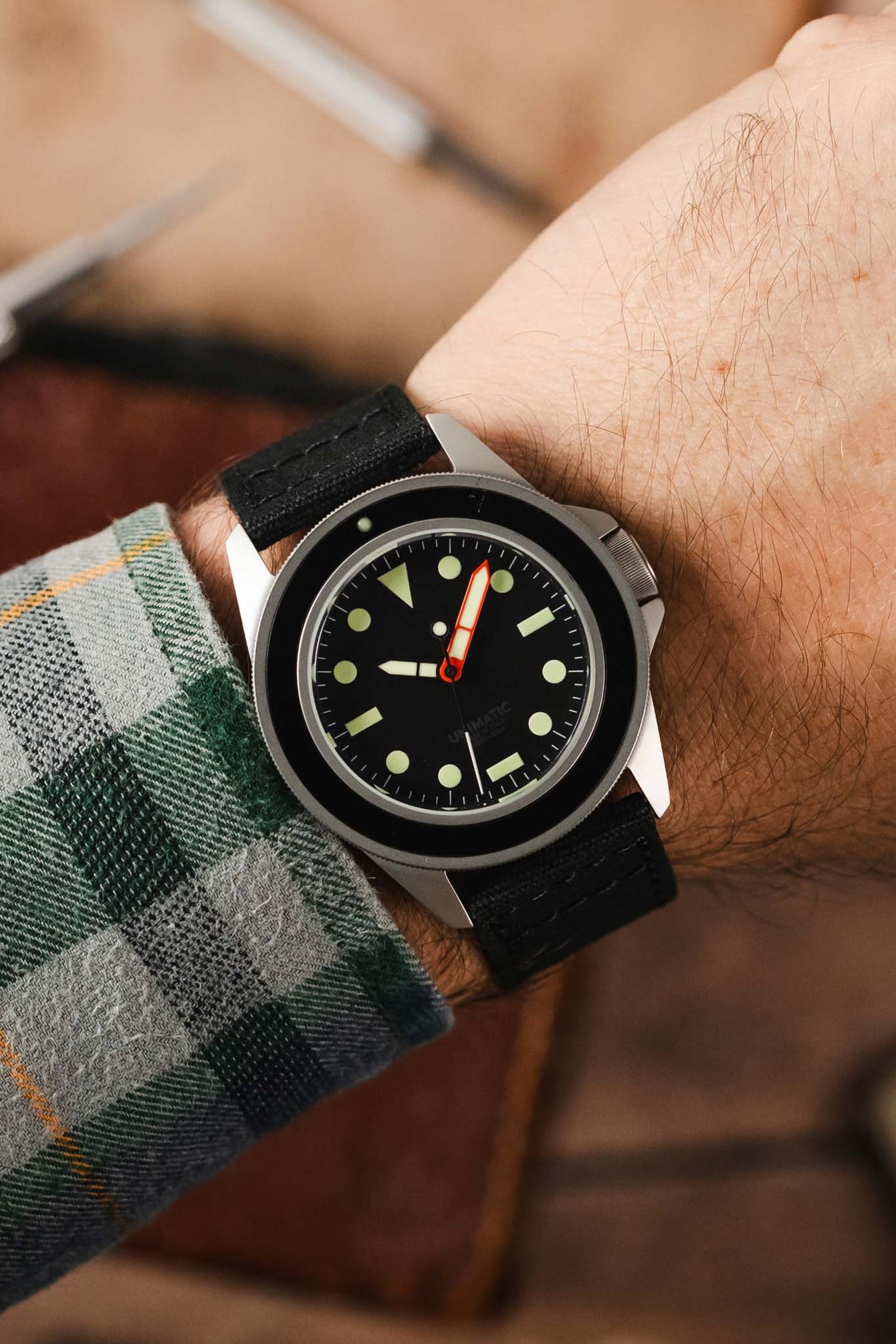 Quick-Release Canvas Watch Strap in BLACK