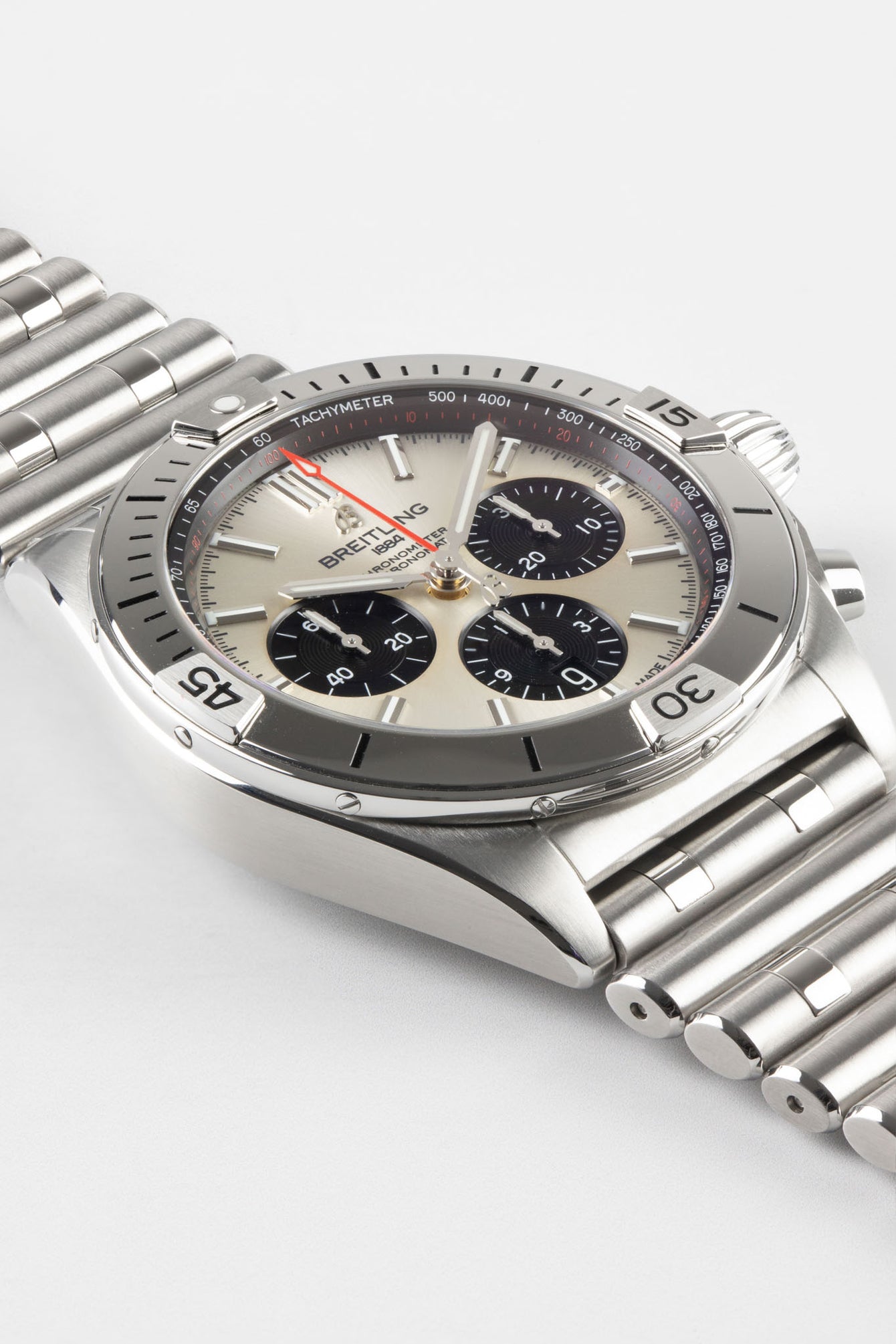 BREITLING Chronomat B01 42 – Silver Dial