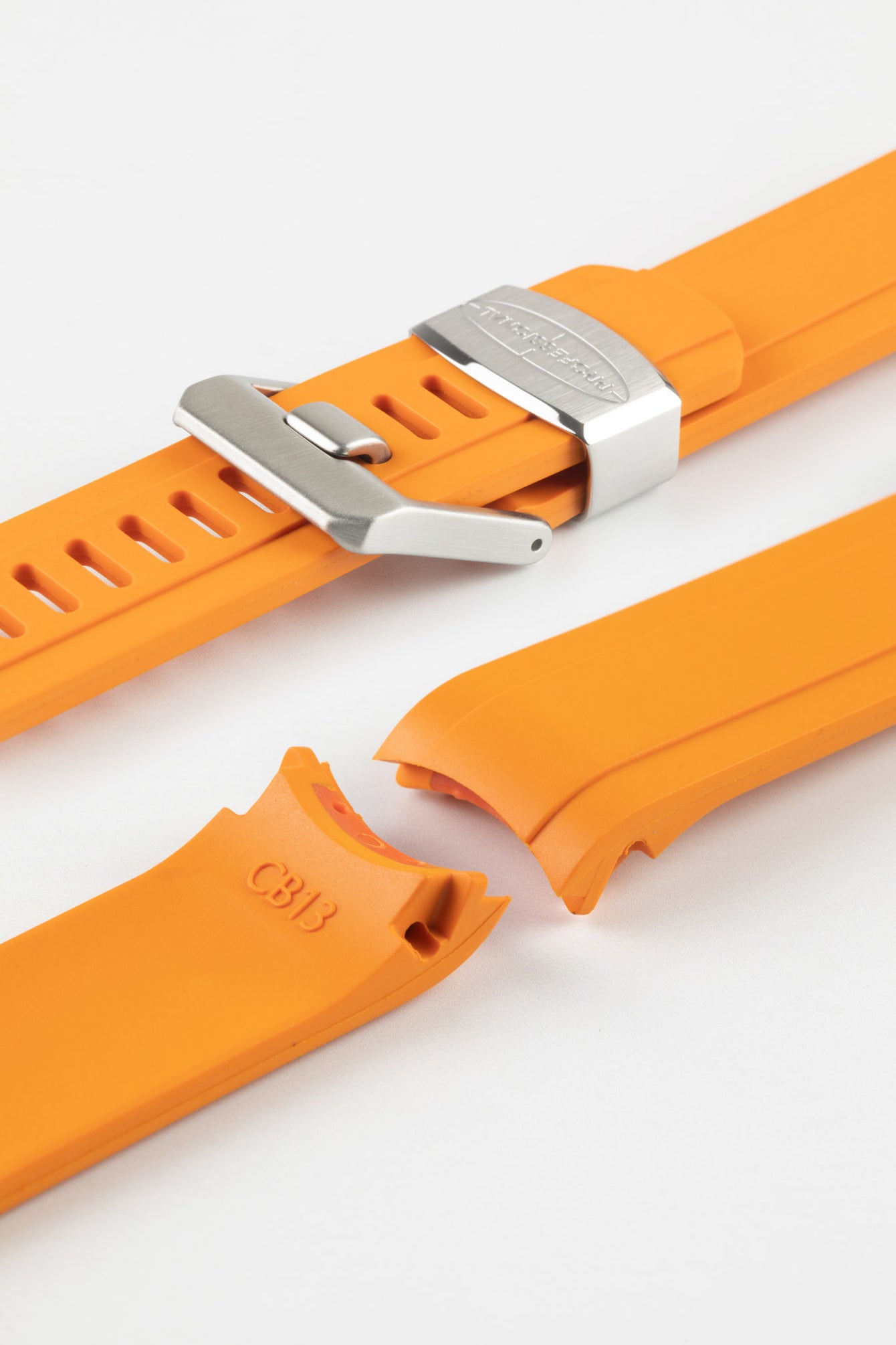 CRAFTER BLUE CB13 Rubber Watch Strap for Seiko MM200 Series – ORANGE with Rubber Keepers