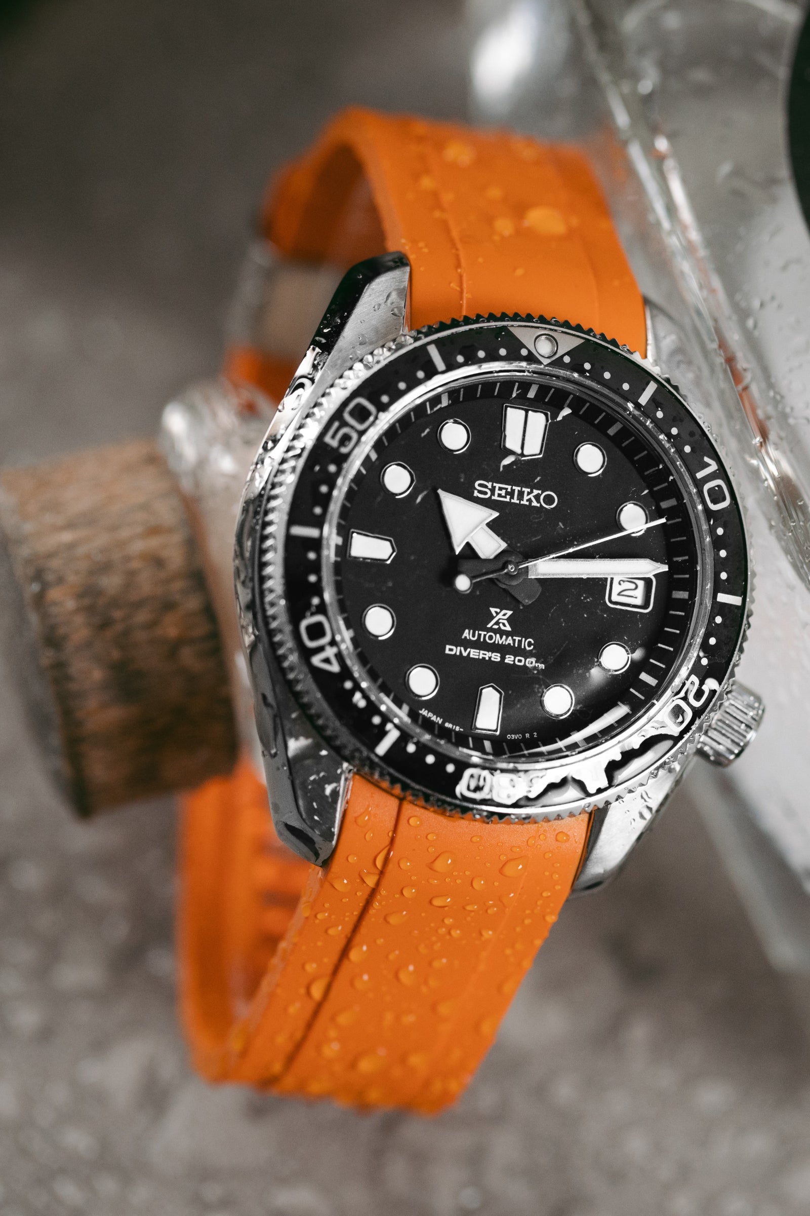 Seiko mm200 rubber online strap