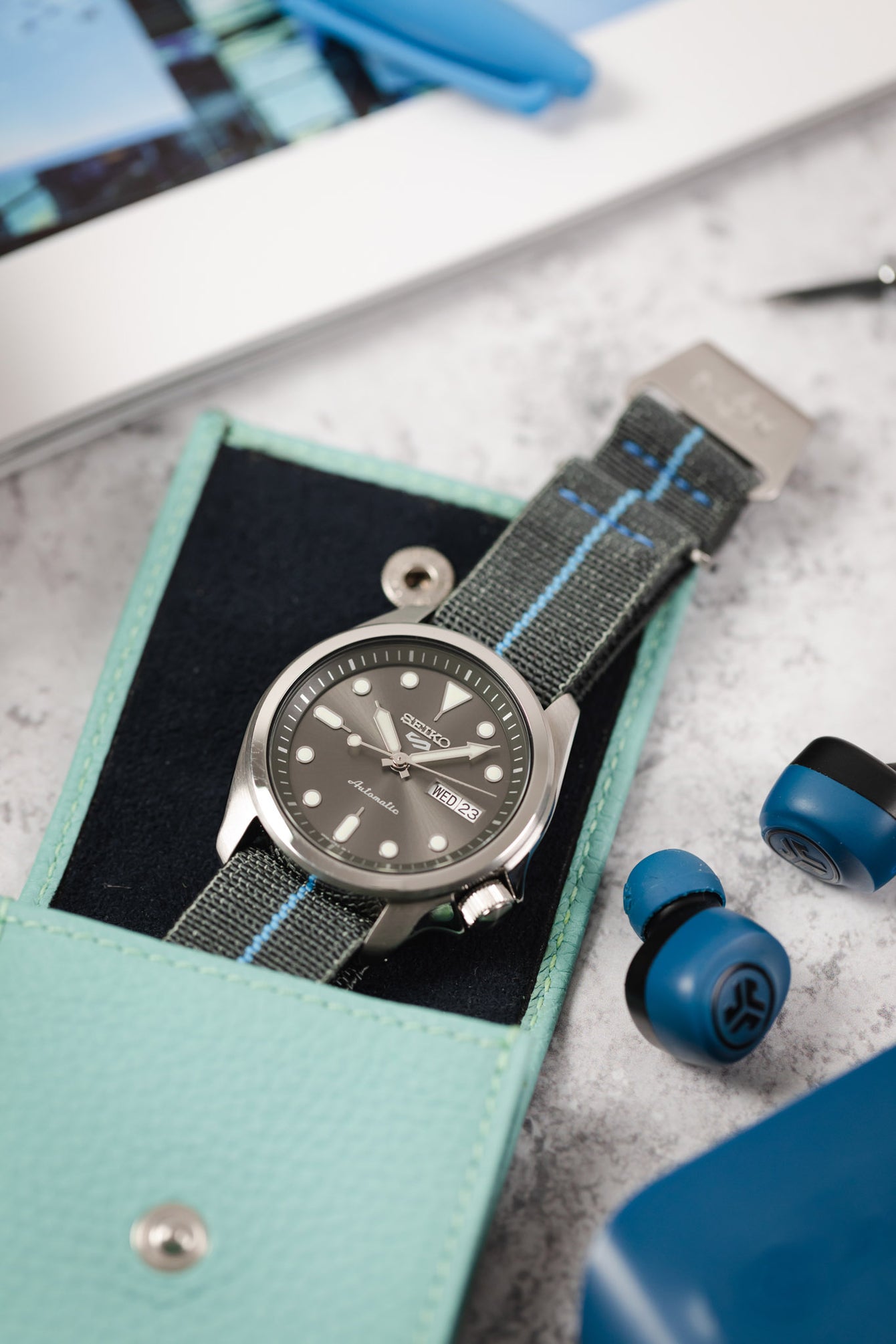 Erika's Originals MIRAGE MN™ Strap with TURQUOISE Centerline - BRUSHED Hardware