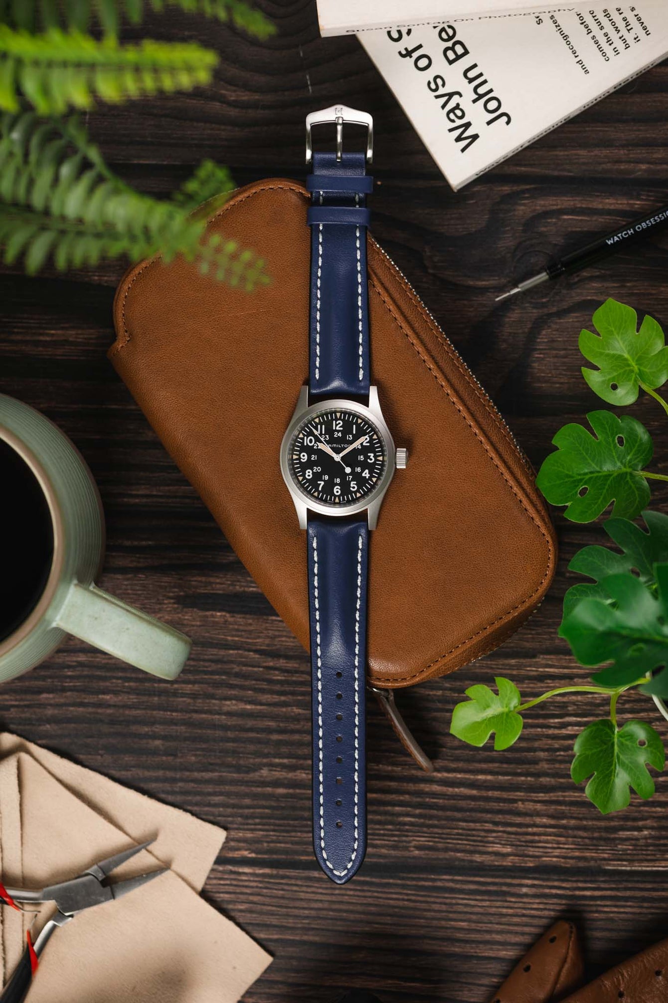 Hirsch HEAVY CALF Water-Resistant Calf Leather Watch Strap in BLUE