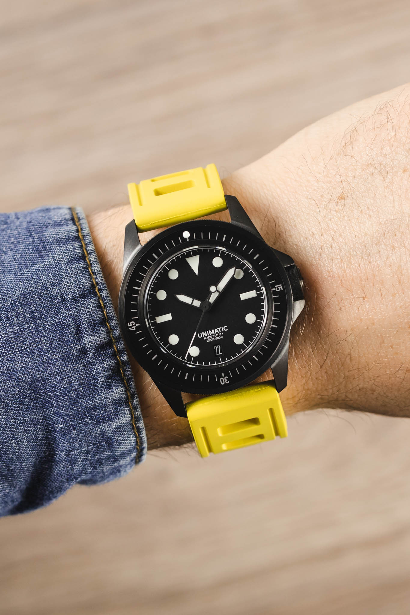 Yellow discount strap watch