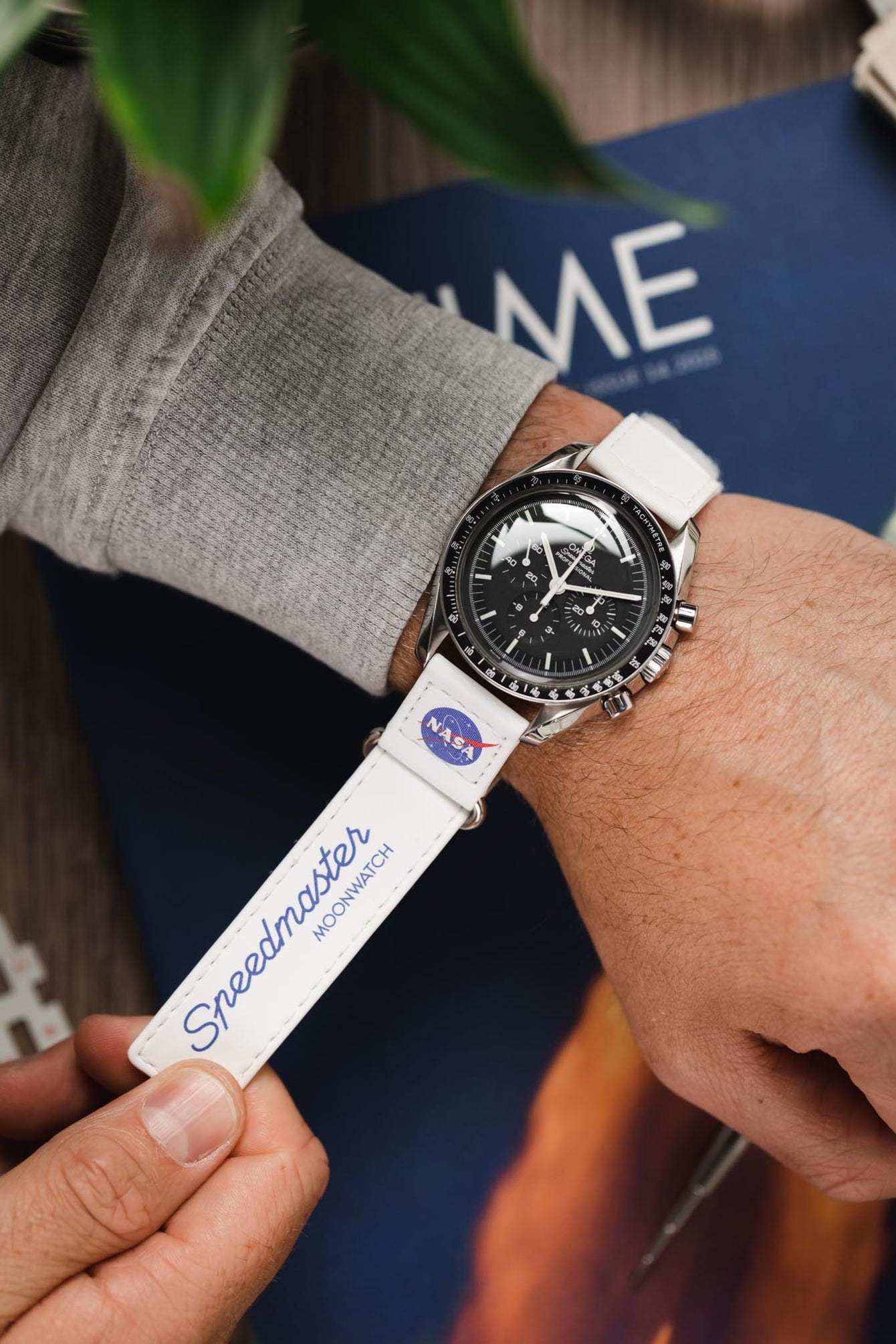 OMEGA CWZ016041 2-Piece NASA Speedmaster Moonwatch Velcro® Strap - WHITE