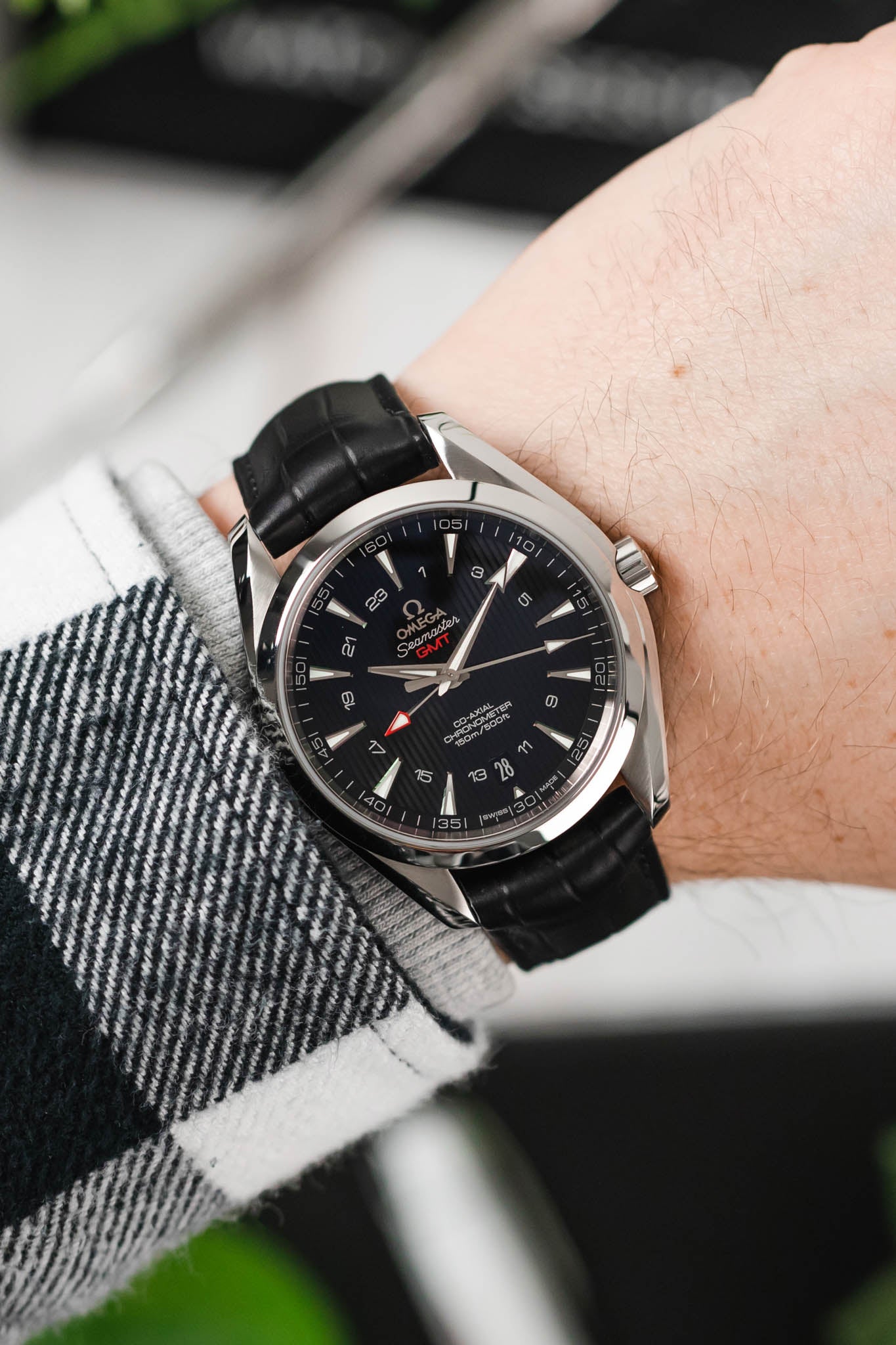 Omega aqua terra gmt chronograph online review