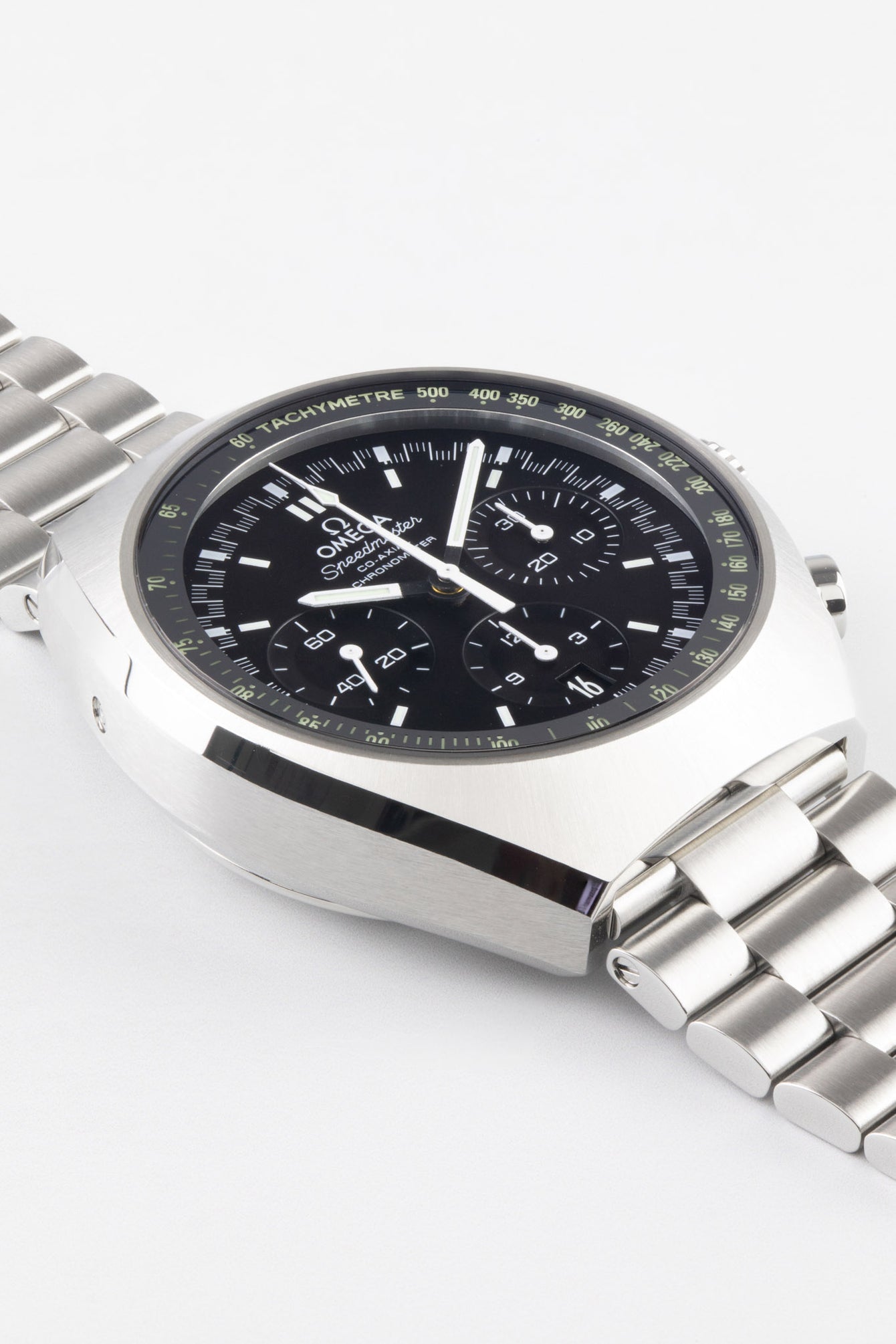 OMEGA 327.10.43.50.01.001 Speedmaster Mark II 42.5mm Co-Axial Chronograph - Black Dial