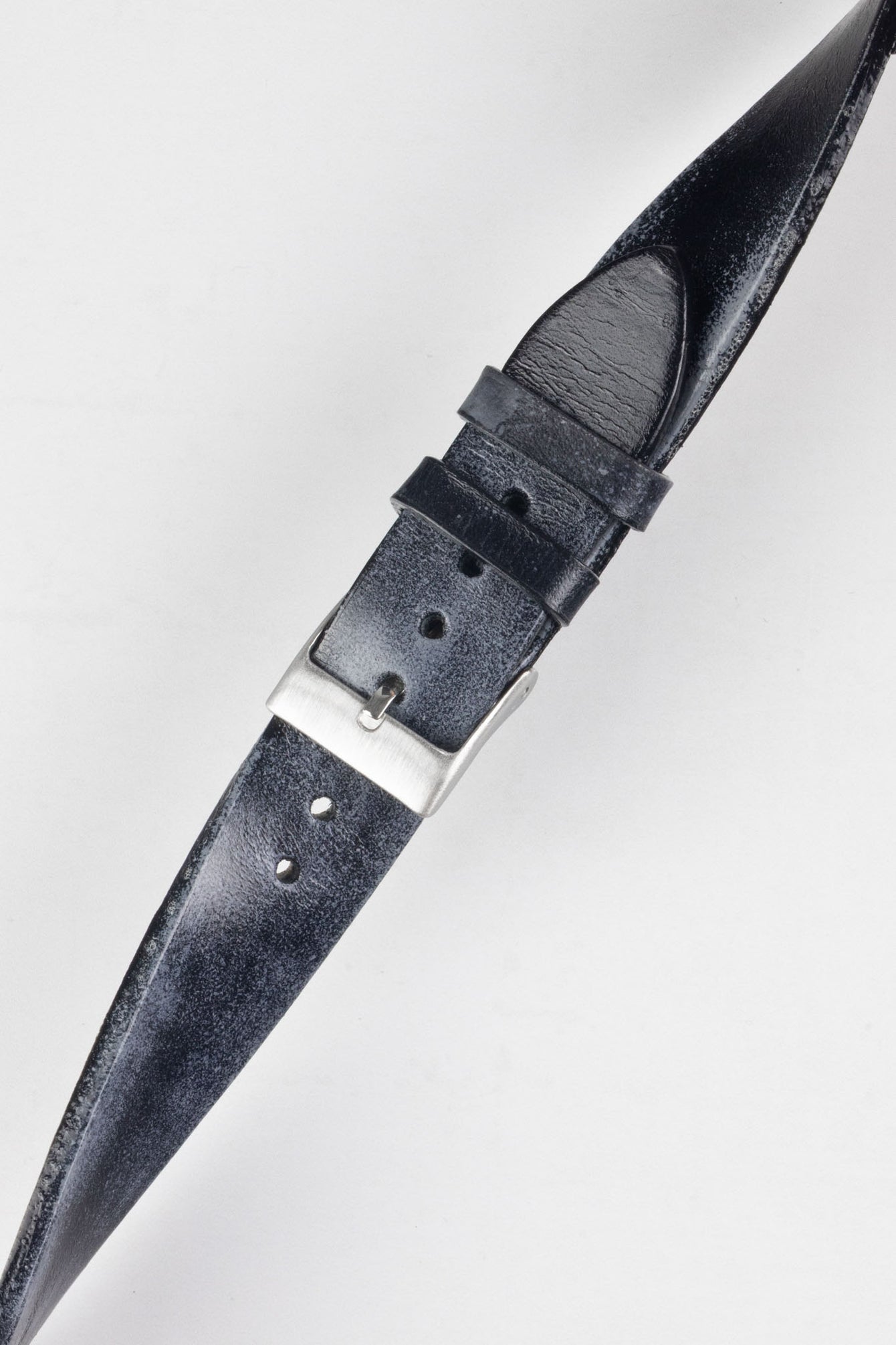 Pebro VENEER Lacquered Vintage Leather Watch Strap in BLACK