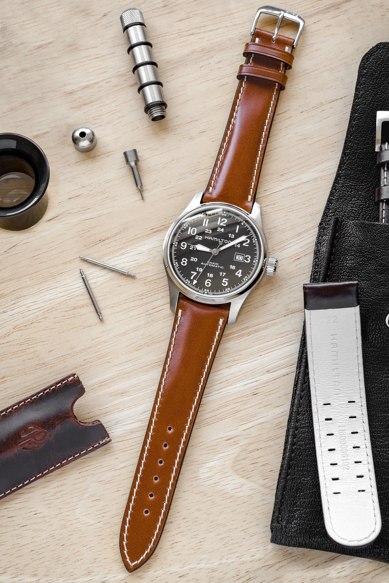 RIOS1931 NEW YORK Shell Cordovan Leather Watch Strap in COGNAC