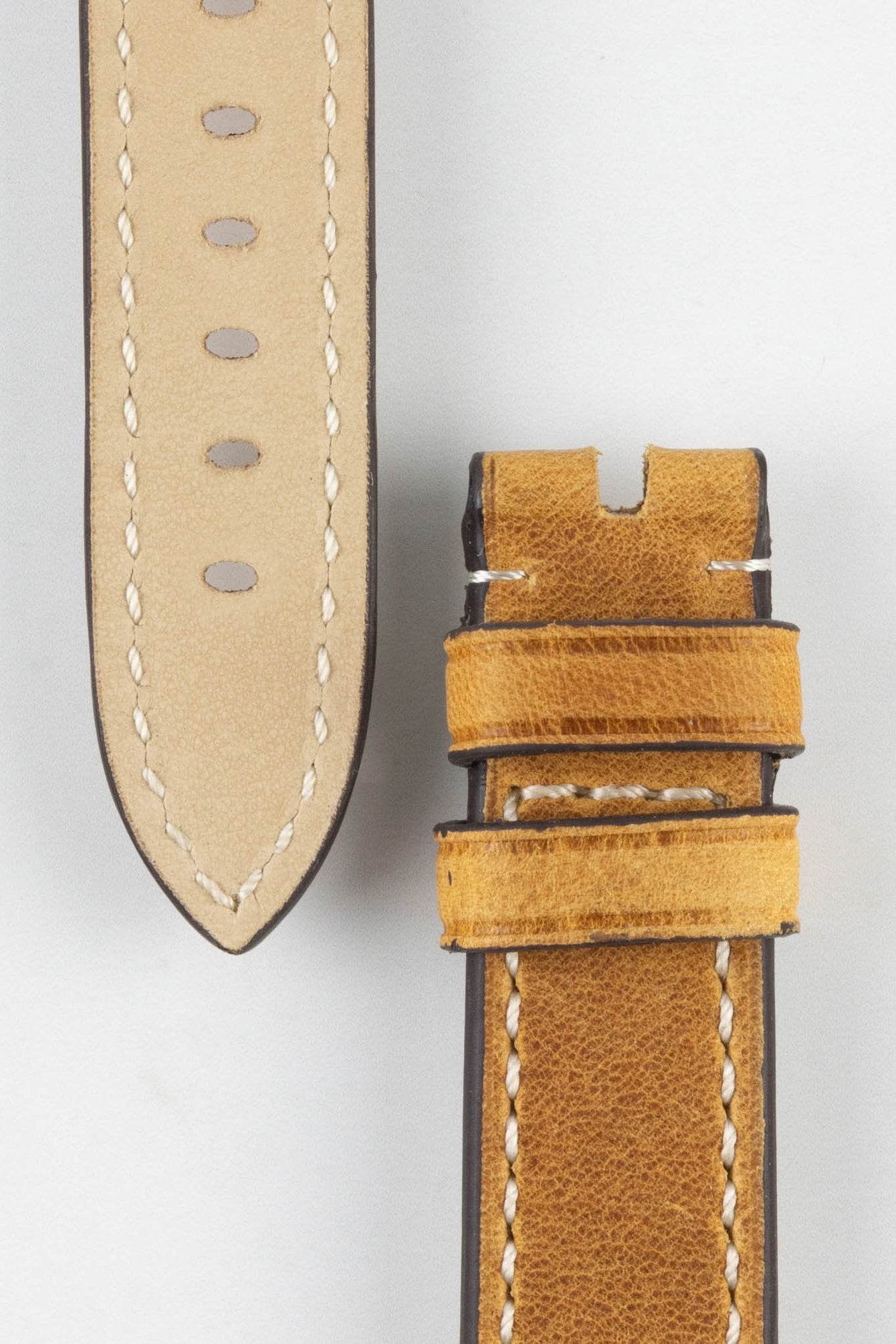 RIOS1931 OXFORD Flat-Padded Vintage Leather Watch Strap in HONEY