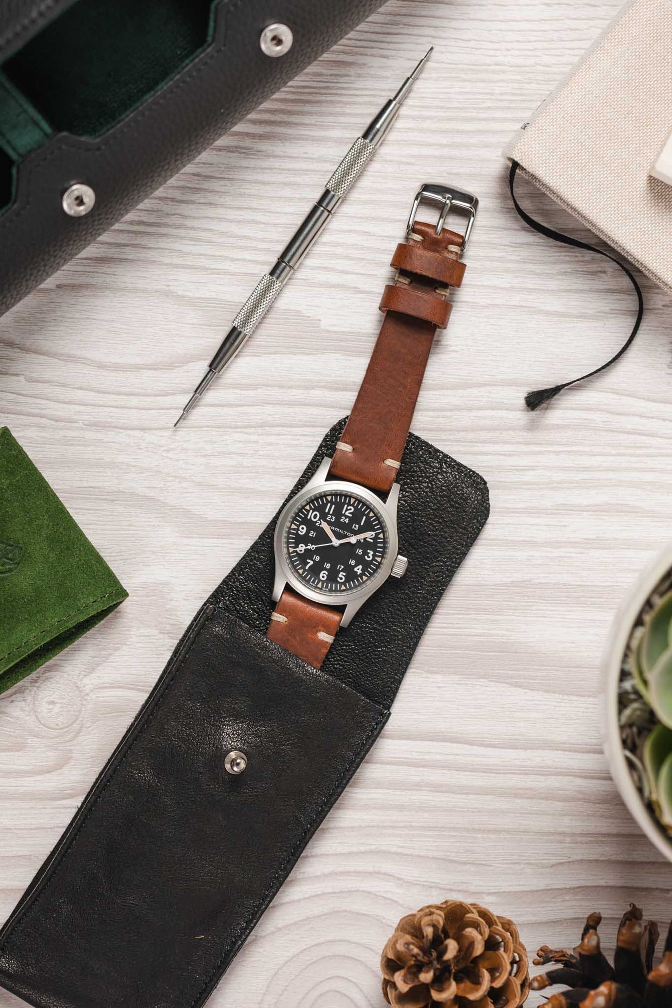 vintage leather strap 