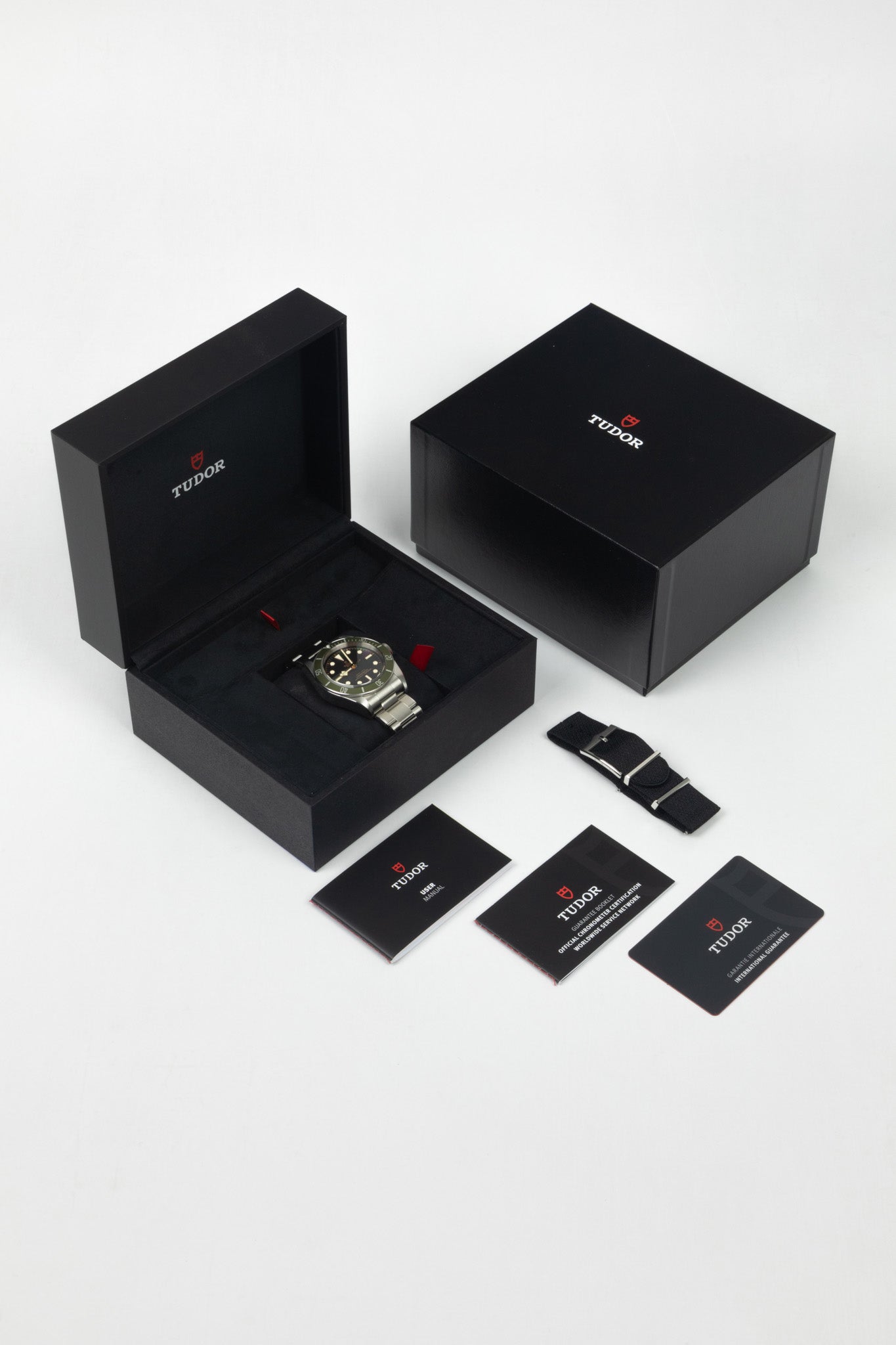 Tudor black bay on sale box